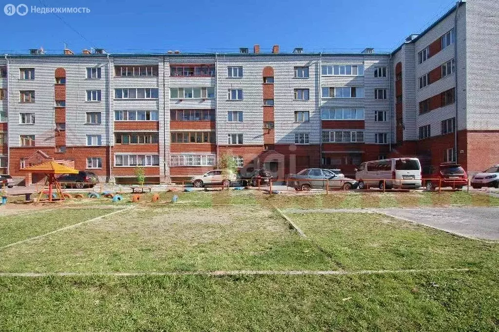 2-комнатная квартира: Тюмень, микрорайон Тарманы, улица Малышева, 14 ... - Фото 2