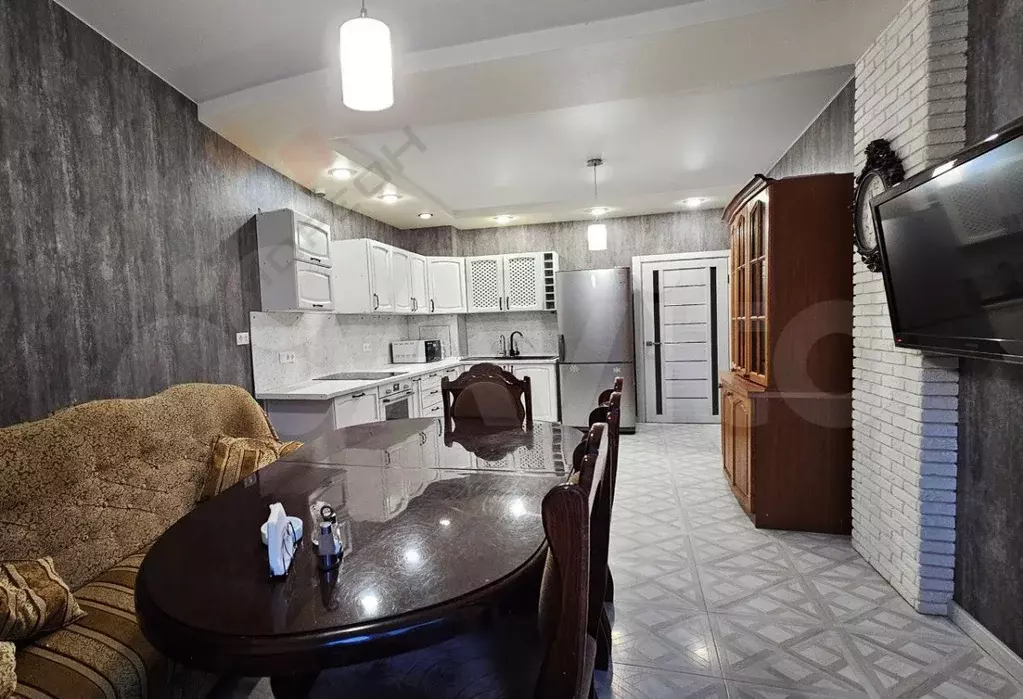 2-к. квартира, 74,5 м, 2/9 эт. - Фото 1
