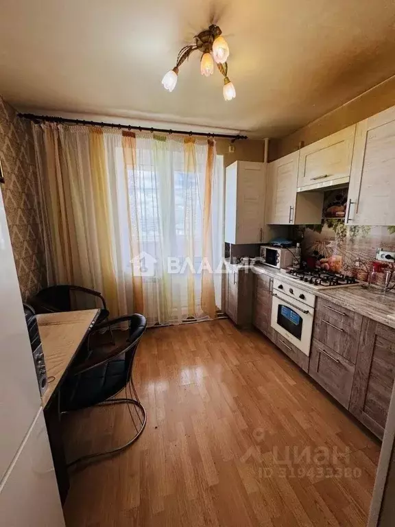 1-к кв. Белгородская область, Белгород ул. Есенина, 46 (33.4 м) - Фото 0