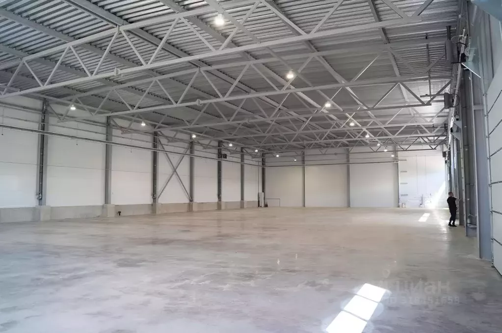 Склад в Татарстан, Казань ул. Оренбургский Тракт, 209В (8000 м) - Фото 1