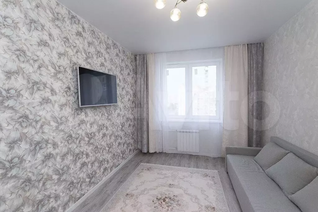 1-к. квартира, 31,6 м, 13/15 эт. - Фото 0