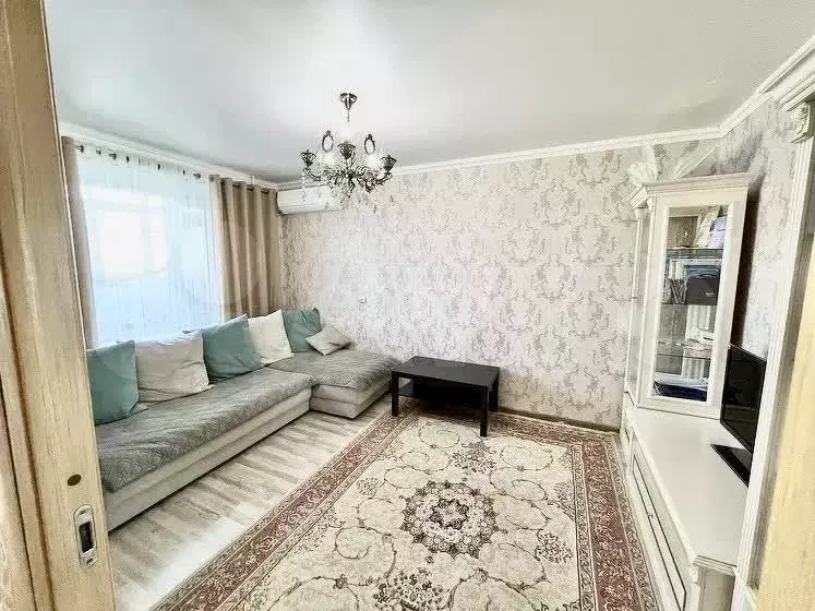 2-к. квартира, 43 м, 7/9 эт. - Фото 0