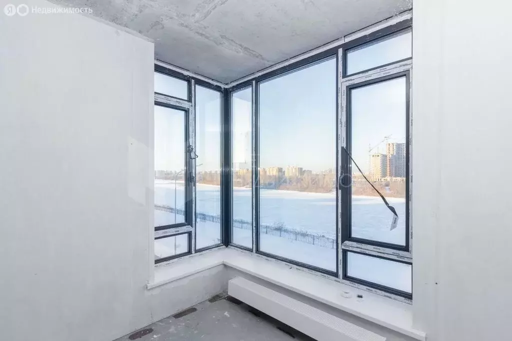 3-комнатная квартира: Тюмень, улица Мельникайте, 30к1 (132 м) - Фото 1