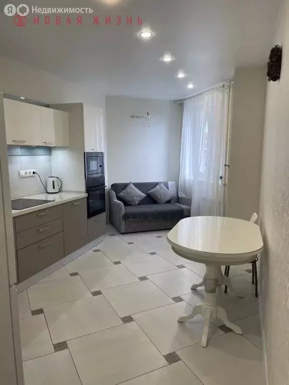 2-комнатная квартира: Самара, улица Гая, 30А (66 м) - Фото 2