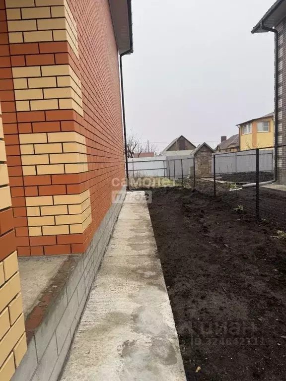 Дом в Курская область, Курский район, Новопоселеновский сельсовет, д. ... - Фото 1