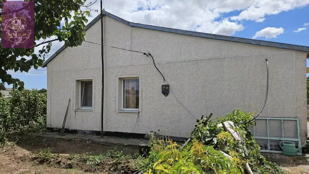 Дом в Крым, Сакский район, Ромашкинское с/пос, с. Колоски ул. Ленина ... - Фото 0