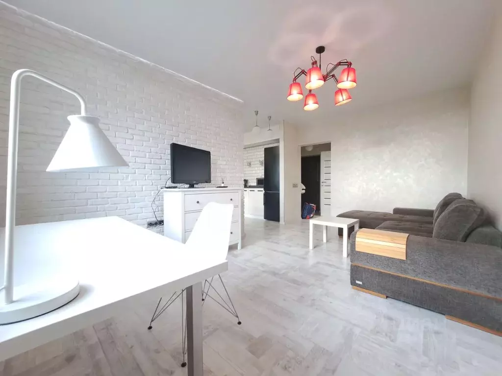 1-к кв. Калининградская область, Калининград ул. Горького, 96 (40.0 м) - Фото 1