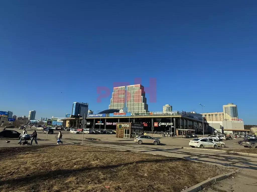 Помещение свободного назначения в Свердловская область, Екатеринбург ... - Фото 1