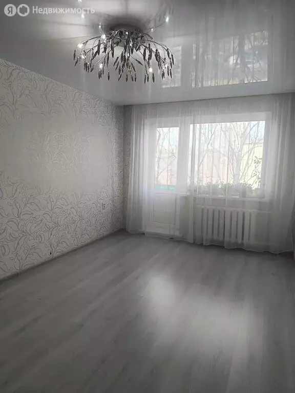 3-комнатная квартира: Архангельск, исторический район Соломбала, улица ... - Фото 1