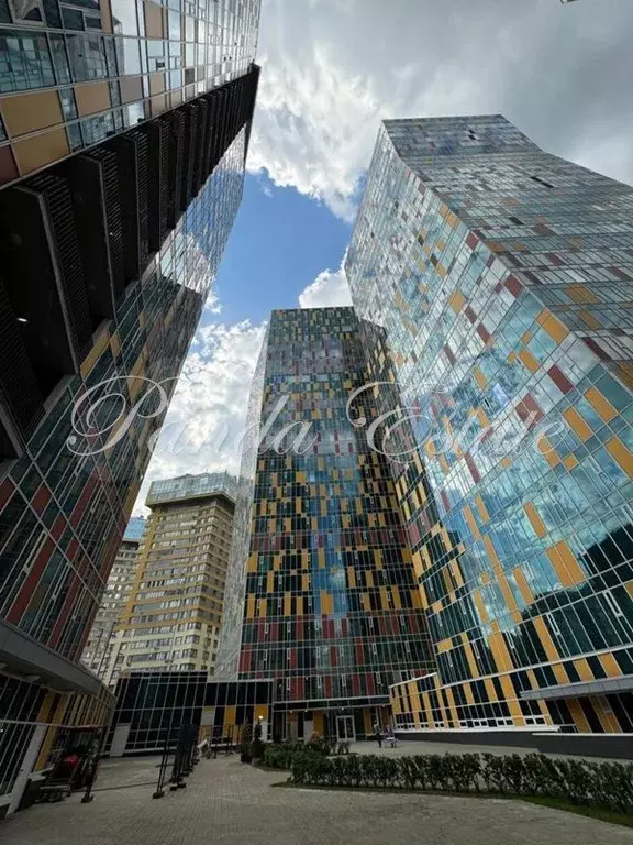 3-к. квартира, 130 м, 5/27 эт. - Фото 0
