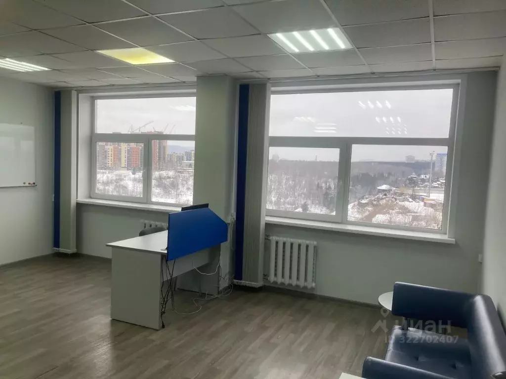 Помещение свободного назначения в Красноярский край, Красноярск ул. ... - Фото 2