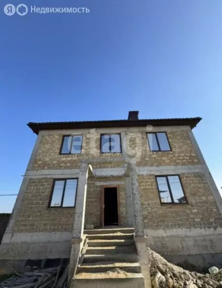 Дом в Мирное, Берёзовая улица (255.4 м) - Фото 2