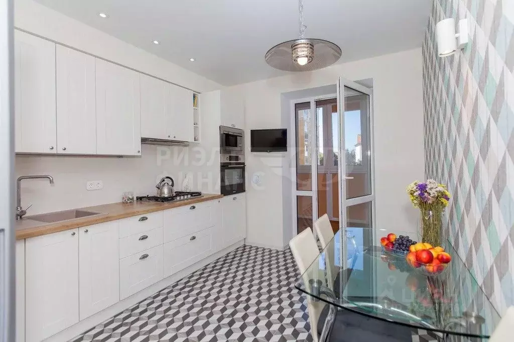 2-к кв. Калининградская область, Зеленоградск ул. Потемкина, 17 (54.6 ... - Фото 1