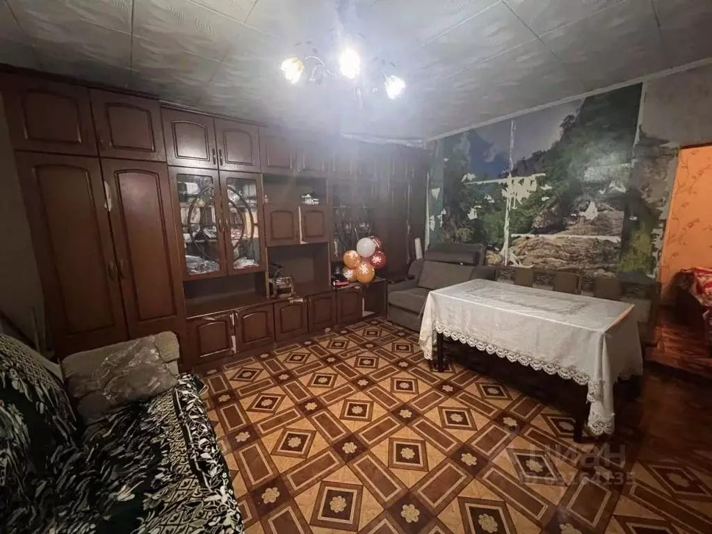 Дом в Северная Осетия, Владикавказ ул. Ватутина, 80 (50 м) - Фото 0