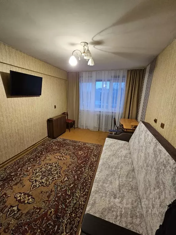 1-к кв. Омская область, Омск Заозерная ул., 17А (30.0 м) - Фото 0