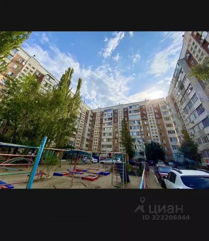 2-к кв. Астраханская область, Астрахань Жилая ул., 14 (60.7 м) - Фото 1