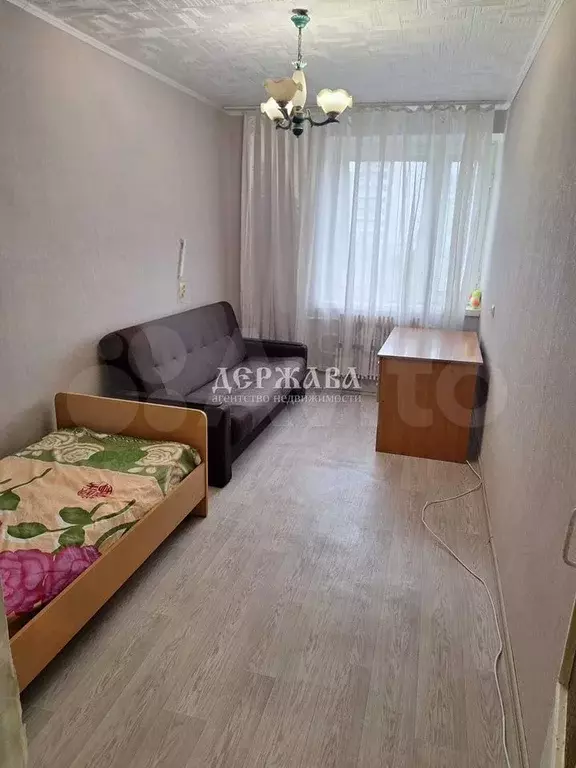 2-к. квартира, 42 м, 2/4 эт. - Фото 1