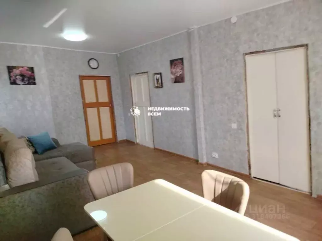 Дом в Челябинская область, Челябинск Животноводческая ул., 15 (73 м) - Фото 0