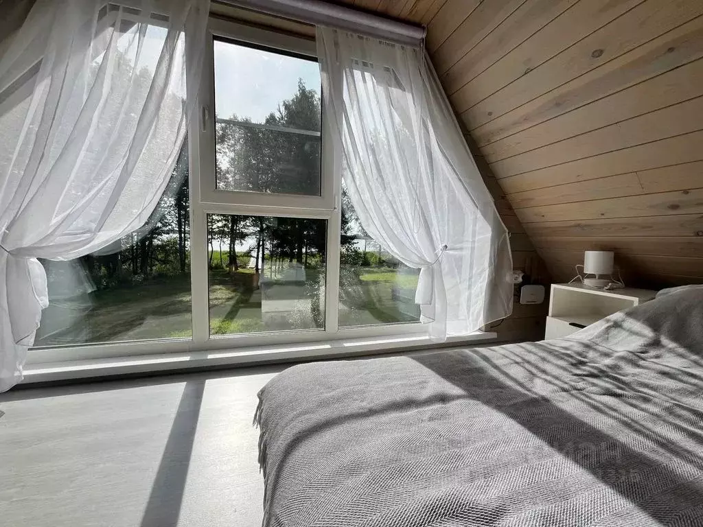 Дом в Псковская область, Себежское с/пос, д. Угаринка ул. Дачная, 4 ... - Фото 1