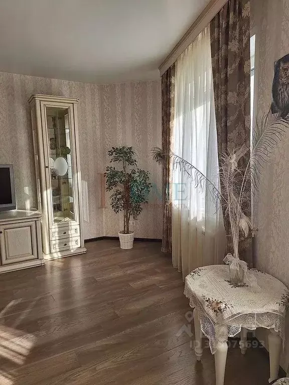 2-к кв. Новосибирская область, Новосибирск ул. Некрасова, 63 (70.0 м) - Фото 1