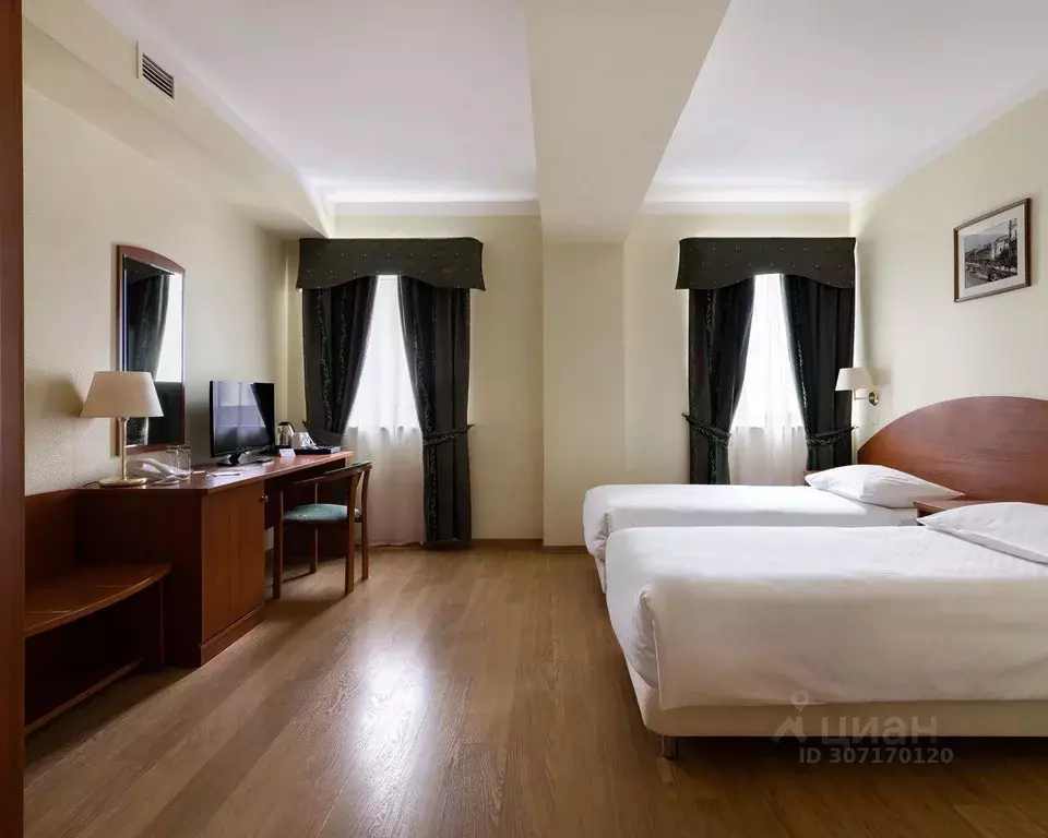 Комната Санкт-Петербург Владимирский просп., 19 (21.0 м) - Фото 0