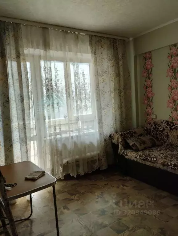 3-к кв. Хакасия, Абакан ул. Комарова, 8 (47.0 м) - Фото 0