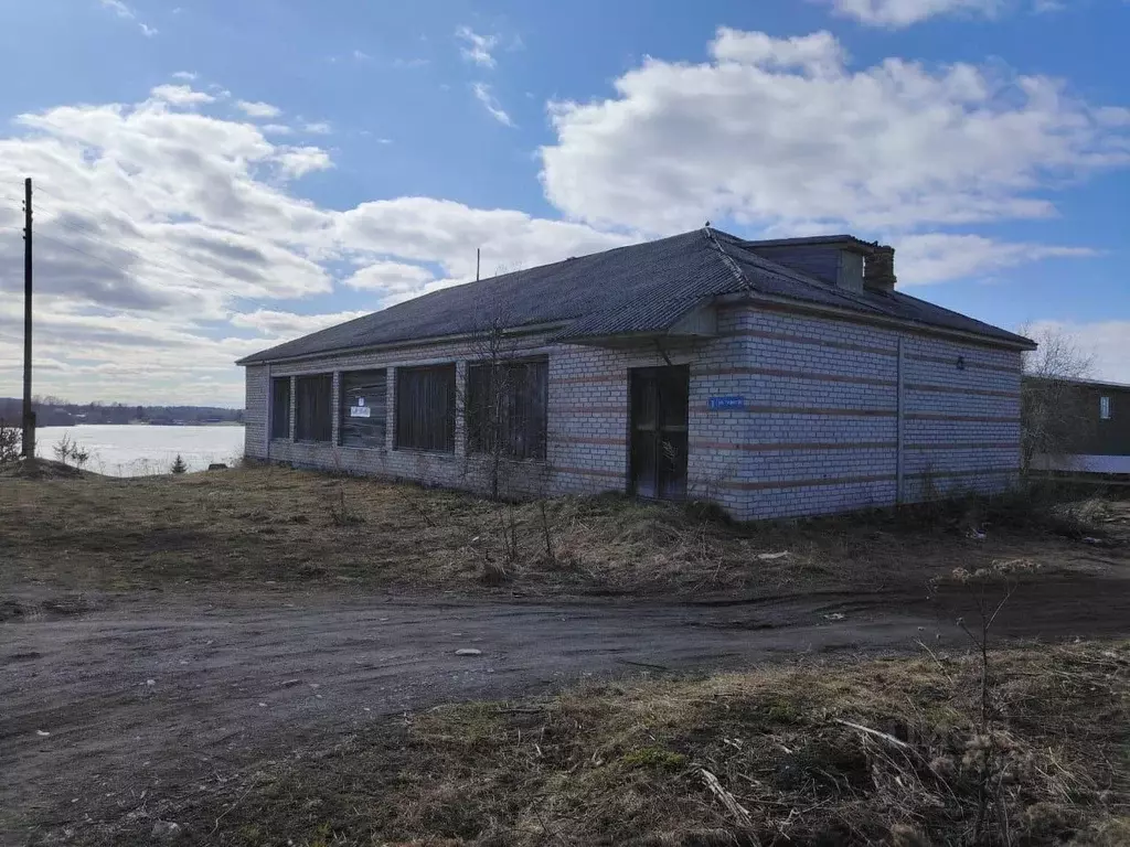 Помещение свободного назначения в Карелия, Медвежьегорский район, ... - Фото 0