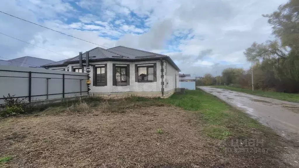 Дом в Ставропольский край, Михайловск Шпаковский район, ул. Обильная, ... - Фото 2