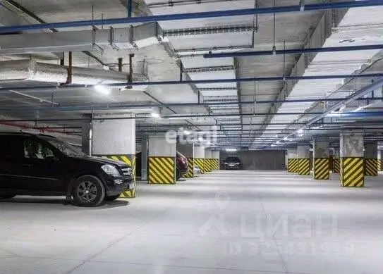 Гараж в Санкт-Петербург аллея Арцеуловская, 17 (13 м) - Фото 1