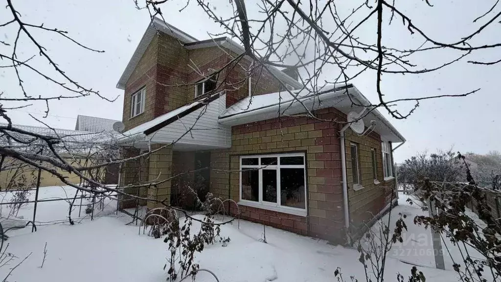 Дом в Белгородская область, Белгородский район, Дубовское с/пос, с. ... - Фото 1