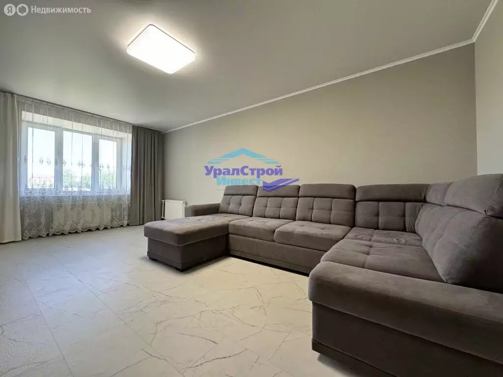 3-комнатная квартира: Октябрьский, проспект Ленина, 50 (91.5 м) - Фото 1