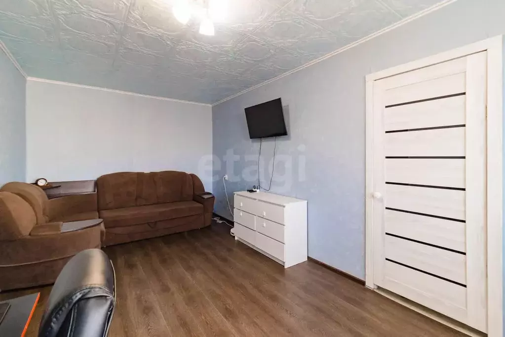 Квартира, 3 комнаты, 53.5 м - Фото 0