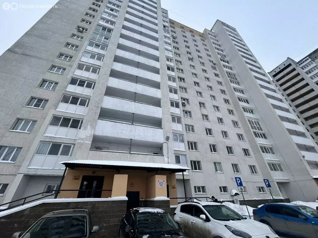 2-комнатная квартира: Уфа, улица Лётчиков, 2 (61.9 м) - Фото 0