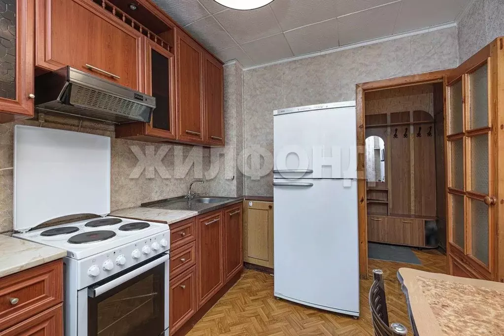 3-к кв. Новосибирская область, Новосибирск Сибирская ул., 41 (60.6 м) - Фото 2