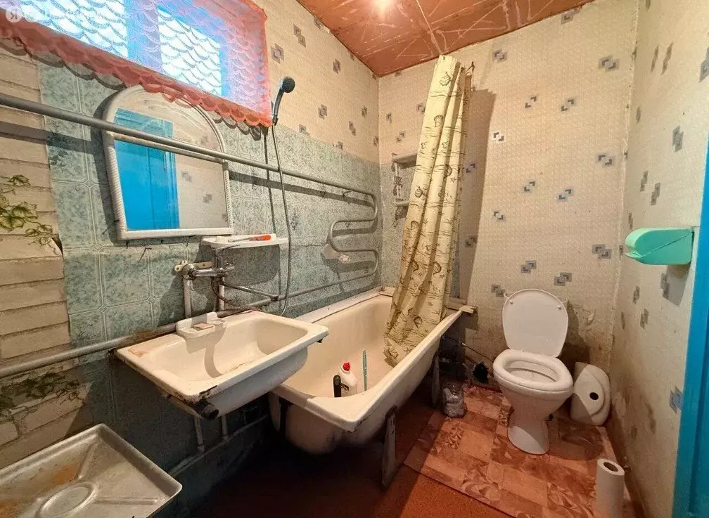 Дом в Каменск-Шахтинский, микрорайон Заводской, улица Луначарского (42 ... - Фото 1