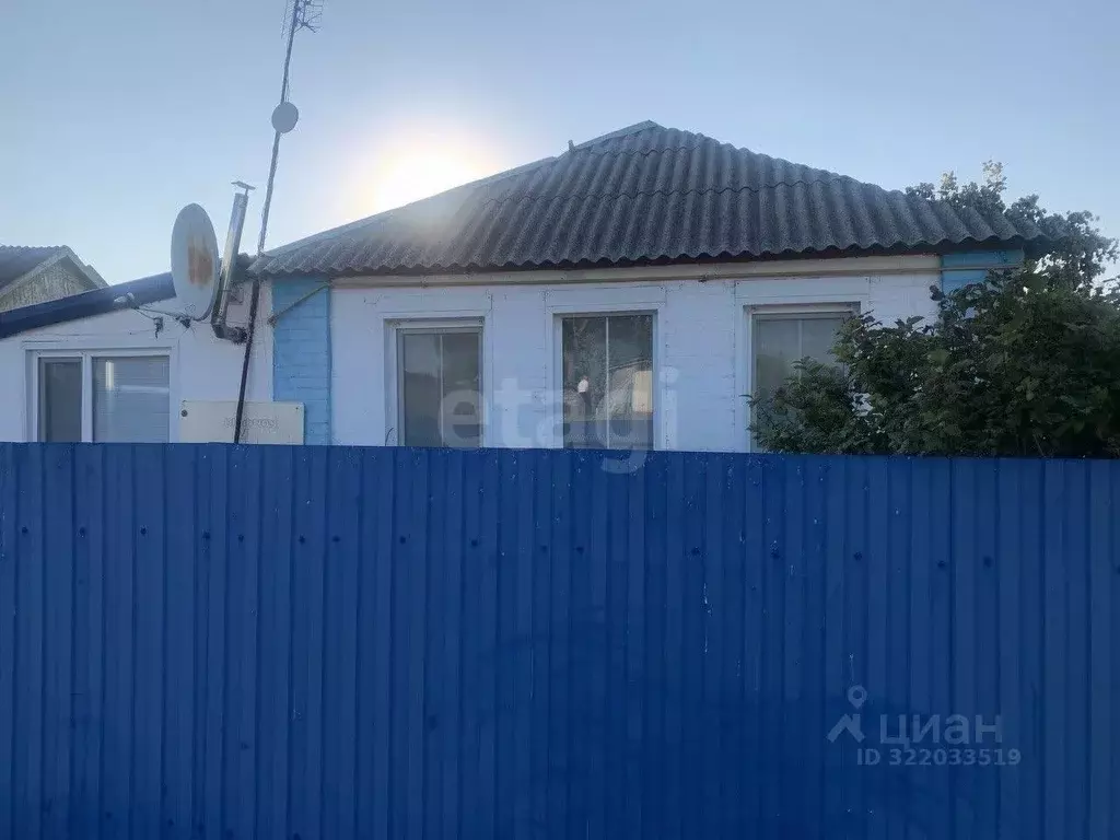 Дом в Белгородская область, Вейделевский район, Закутчанское с/пос, ... - Фото 1