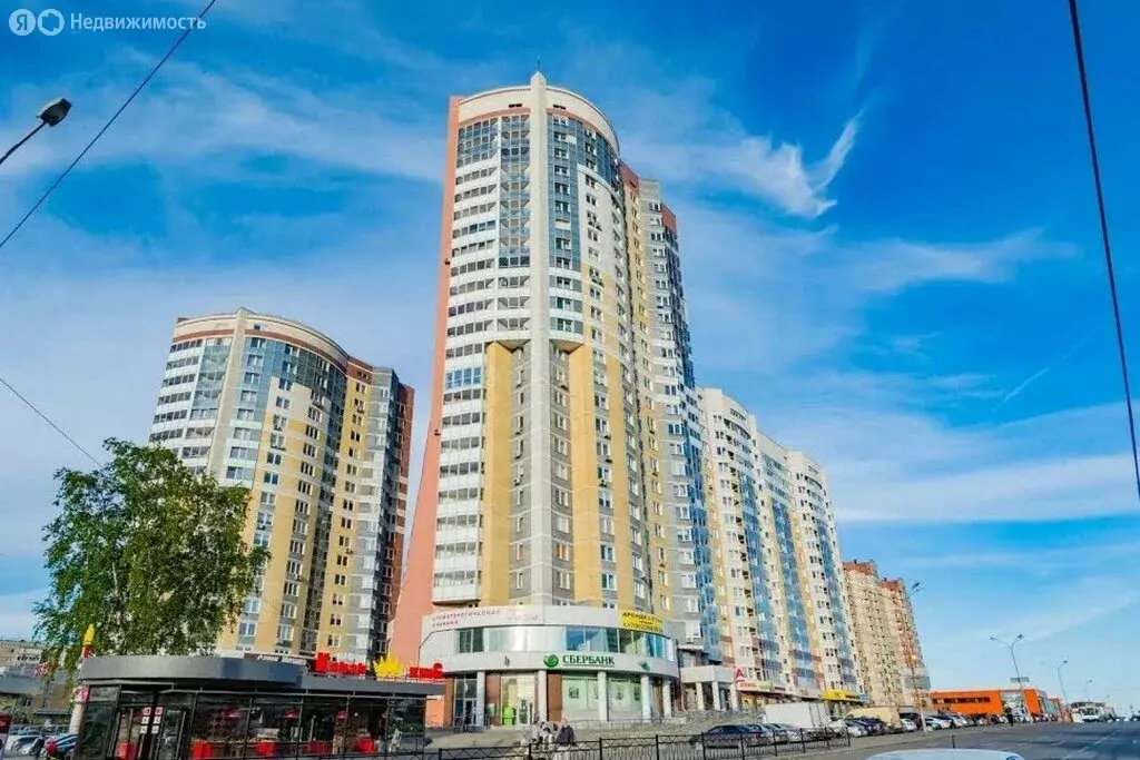 2-комнатная квартира: Екатеринбург, Уральская улица, 75 (70 м) - Фото 2