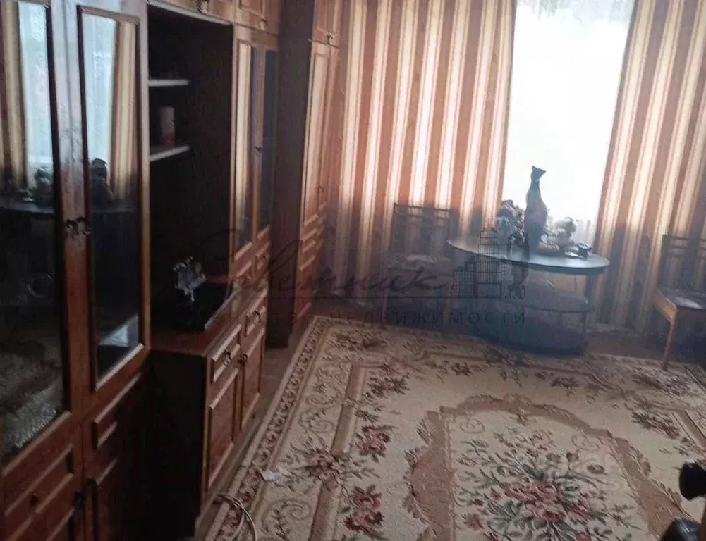 3-к кв. Белгородская область, Старый Оскол Молодогвардеец мкр, 17 ... - Фото 1
