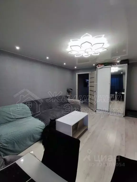 2-к кв. Свердловская область, Ревда ул. Цветников, 35 (41.0 м) - Фото 1