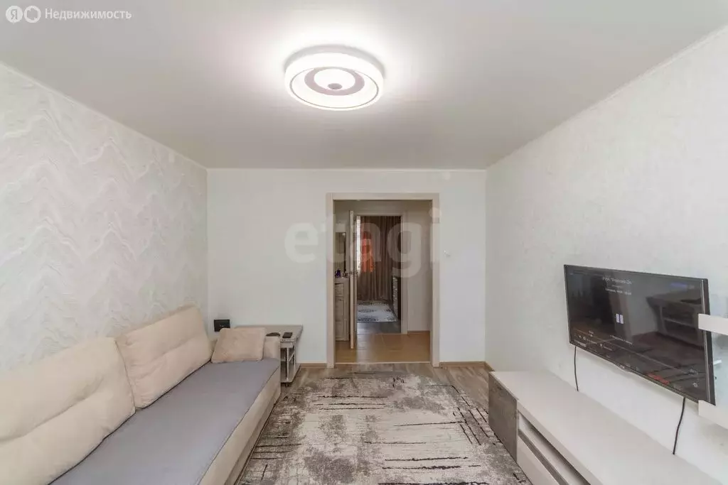 3-комнатная квартира: Ишим, улица Порфирьева, 14 (57.4 м) - Фото 2