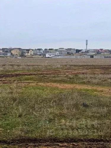 Участок в Крым, Сакский район, с. Суворовское ул. Суворовская, 1А (8.0 ... - Фото 1
