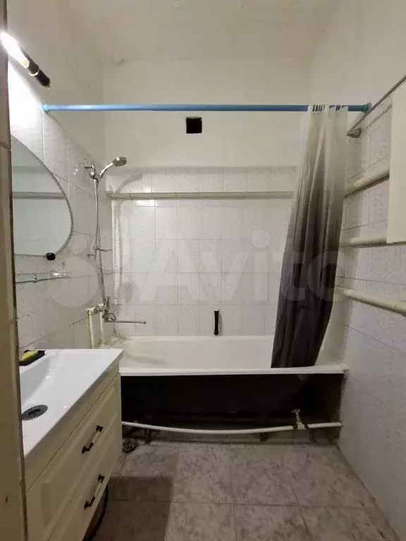 2-к. квартира, 56 м, 2/4 эт. - Фото 1