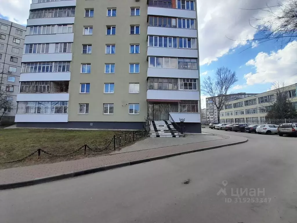 Помещение свободного назначения в Белгородская область, Старый Оскол ... - Фото 0