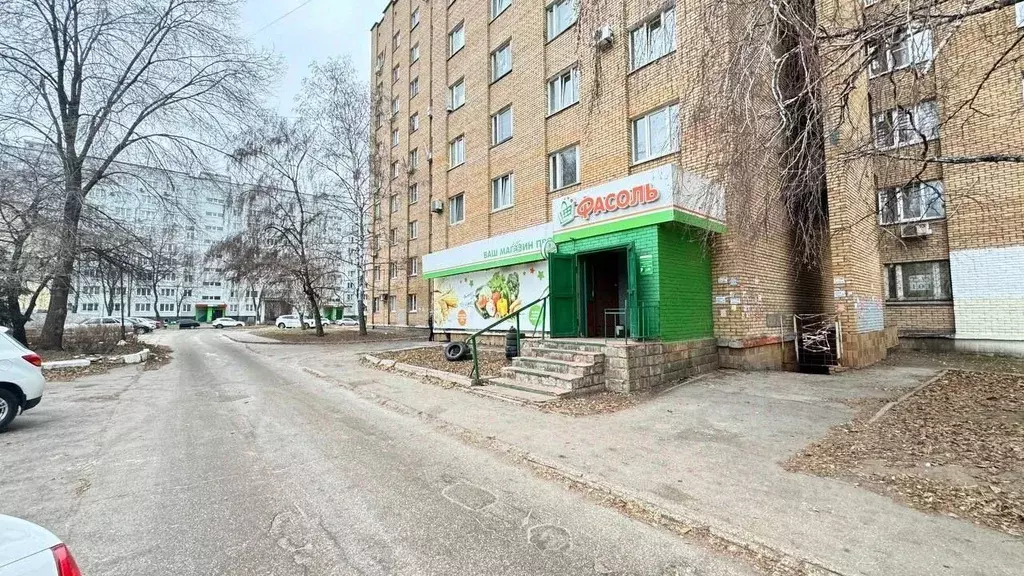 Торговая площадь в Самарская область, Тольятти ул. Дзержинского, 25 ... - Фото 1