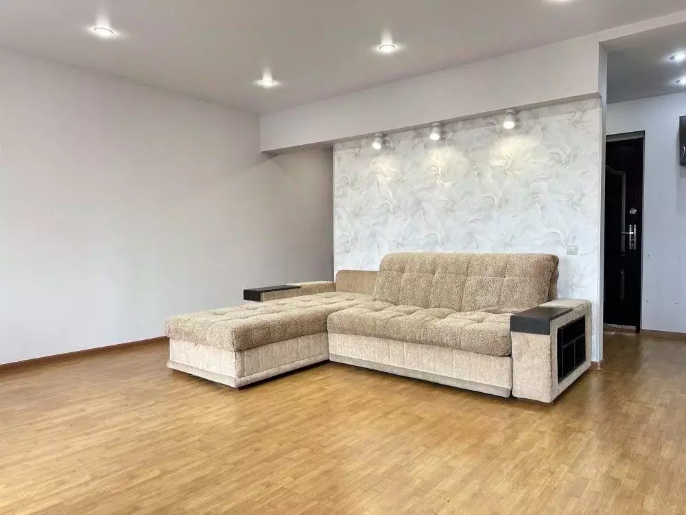 1-к кв. Иркутская область, Иркутск ул. Петрова, 56А (49.0 м) - Фото 2