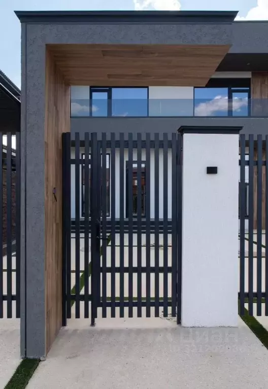 Дом в Адыгея, Тахтамукайский район, Старобжегокайское с/пос, Новая ... - Фото 1