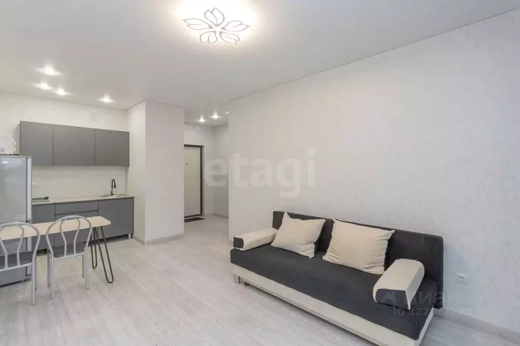 1-к кв. Тюменская область, Тюмень ул. Павла Никольского, 10к1блок2 ... - Фото 2