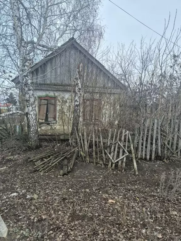Дом в Саратовская область, Петровск ул. Куйбышева, 222 (46 м) - Фото 2