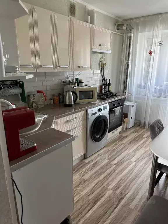 2-к кв. Крым, Сакский район, с. Кольцово  (54.5 м) - Фото 1