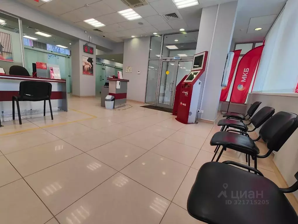 Торговая площадь в Свердловская область, Екатеринбург ул. Карла ... - Фото 1